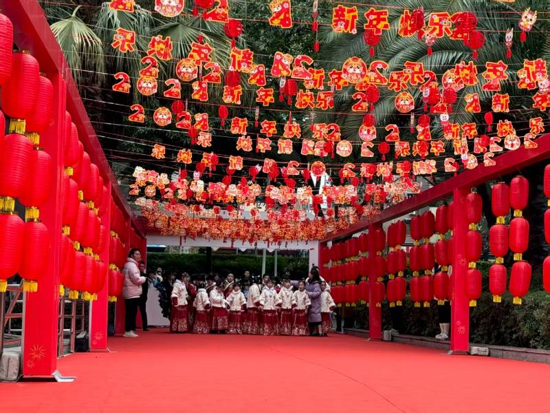 白玉县文化资源深度挖掘：构建具有城市辨识度的文旅内容矩阵